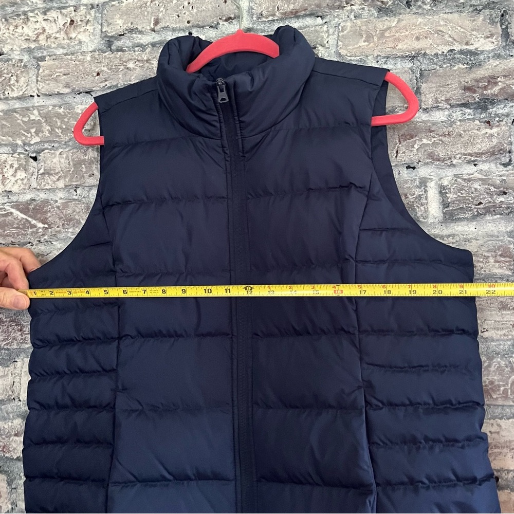 Lands' End Dark Blue Down Puffer Vest NWOT smoke & pet free home Unisex - Picture 7 of 8